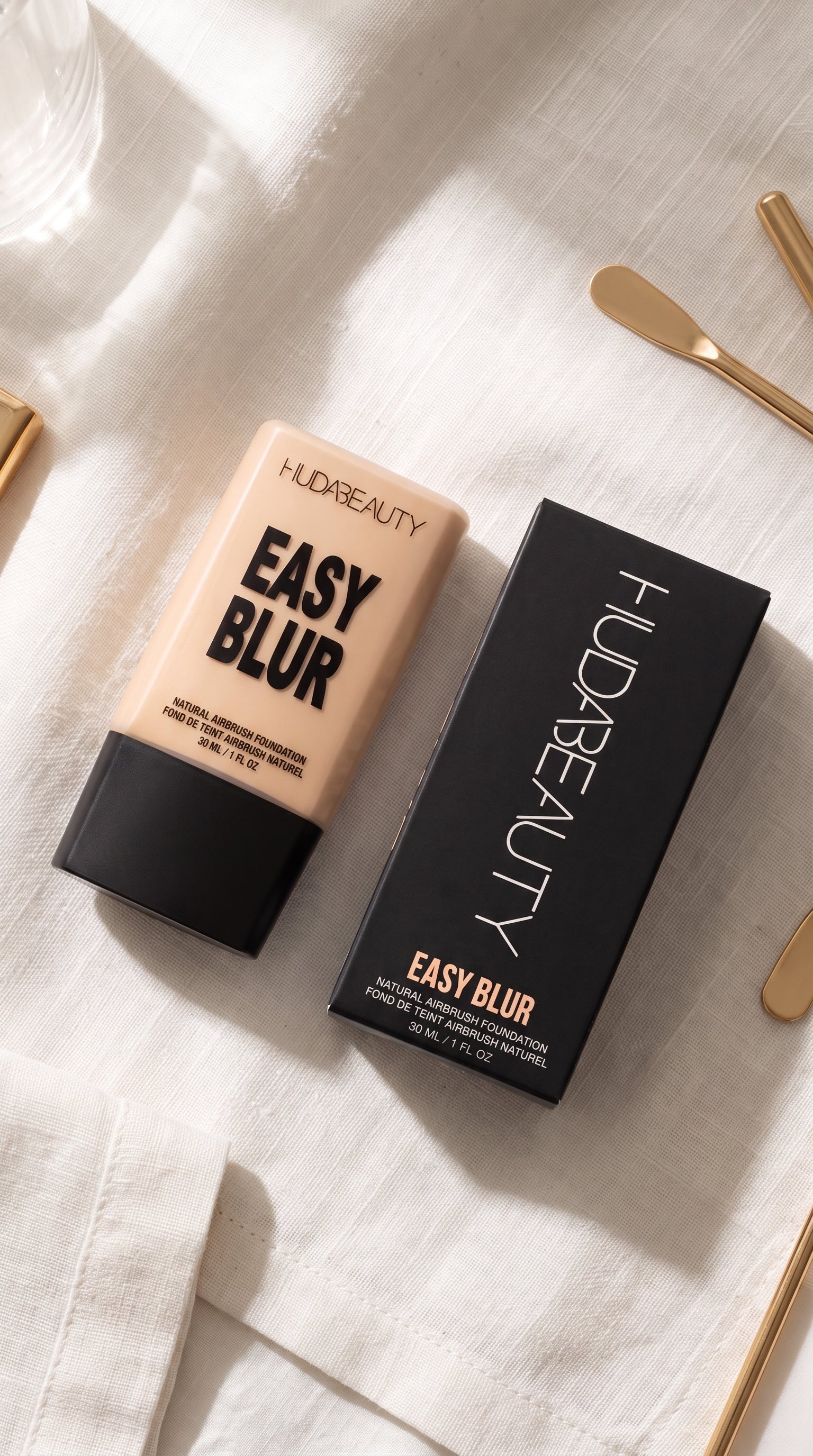 EASY BLUR Foundation